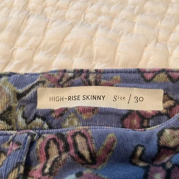 Anthropologie Corduroy Jeans - Blue and Pink Pattern, chic and fun! Size 30🌸 - Picture 4 of 6